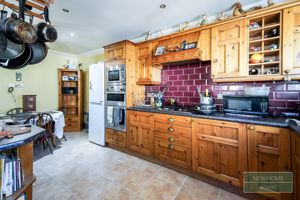 Photo 19- click for photo gallery